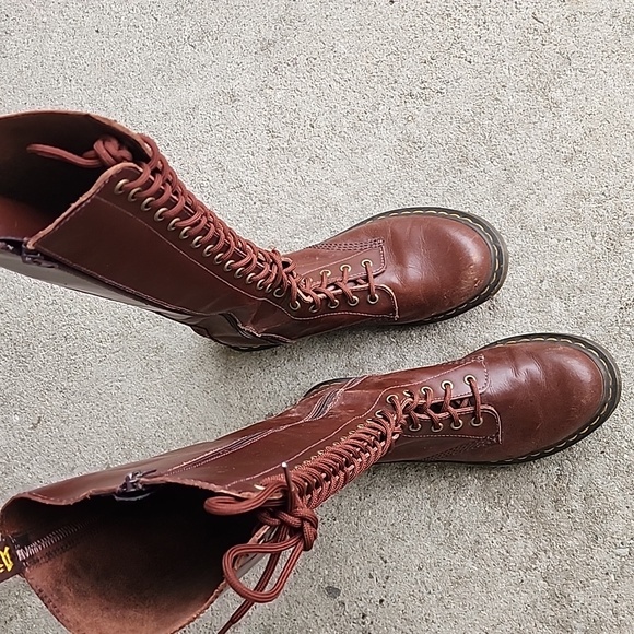 Dr. Martens 1B60 Bex Leather Pisa Lace-Up 20-Eyelet Knee-High Boots Size 8 - Picture 4 of 16